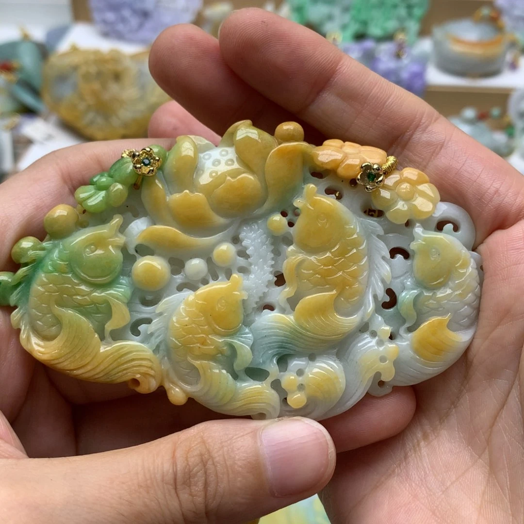 翡翠未镶嵌颈饰翡翠