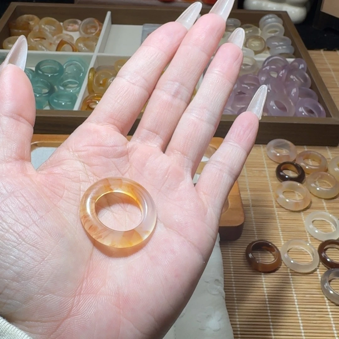 青****玛瑙/玉髓未镶嵌戒圈