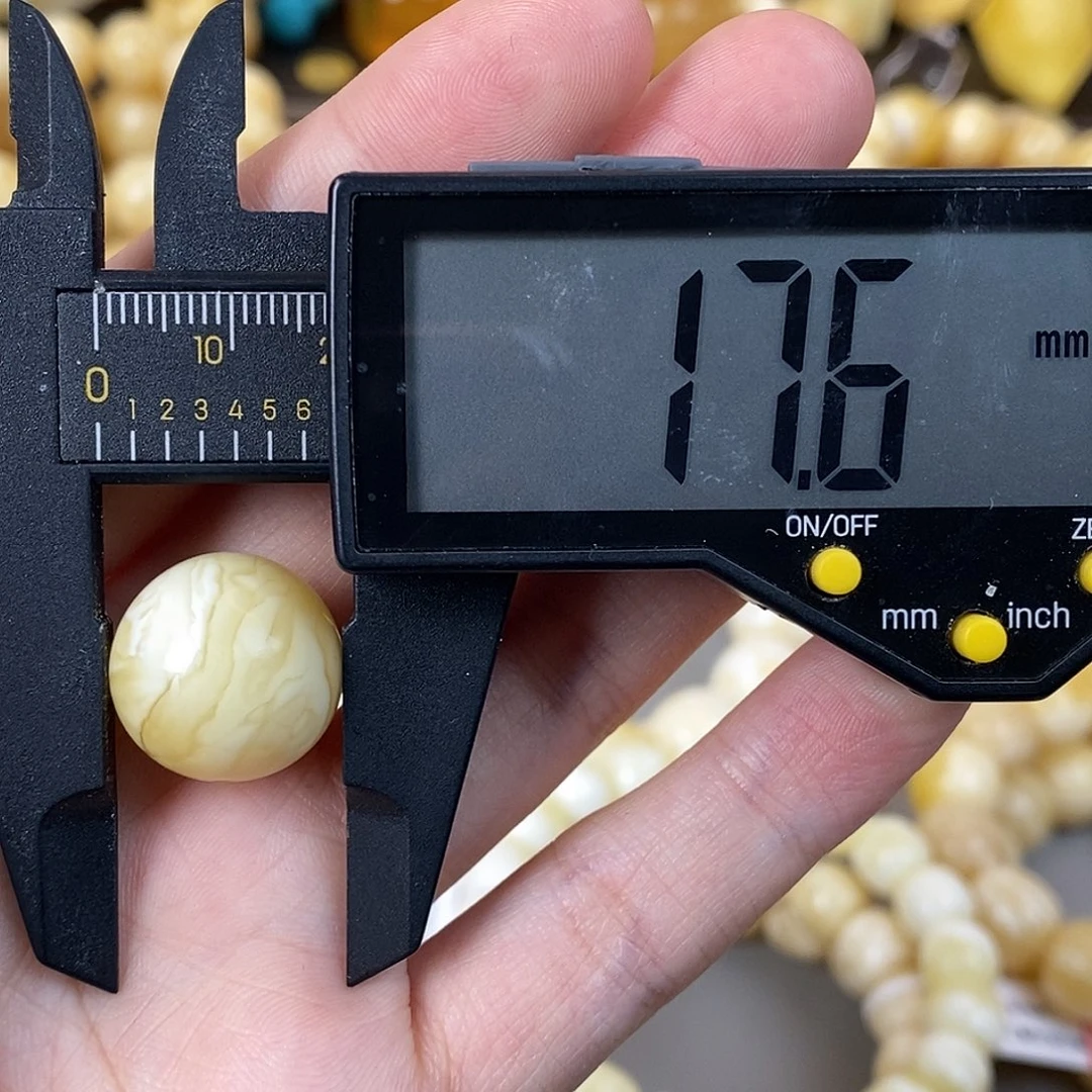 蜜蜡未镶嵌珠宝奇石3g