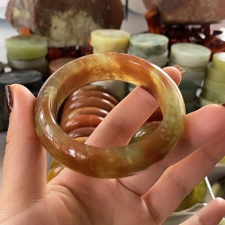 姜***咯合金蛇纹石玉玉石原料