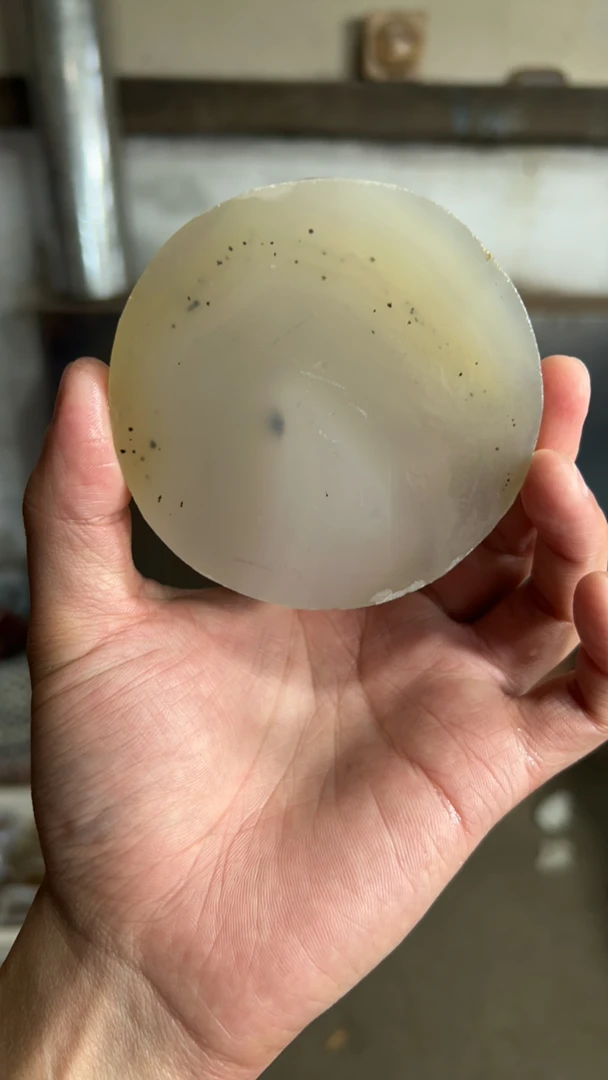 64玛瑙手镯定制洋洋