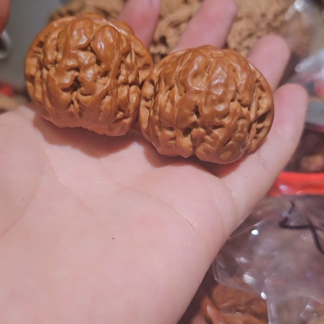 苏***楼文玩核桃吊坠37蛤蟆