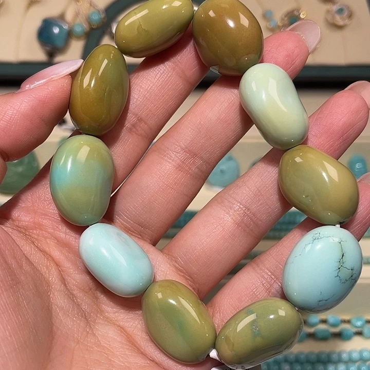 绿松石未镶嵌随型手串