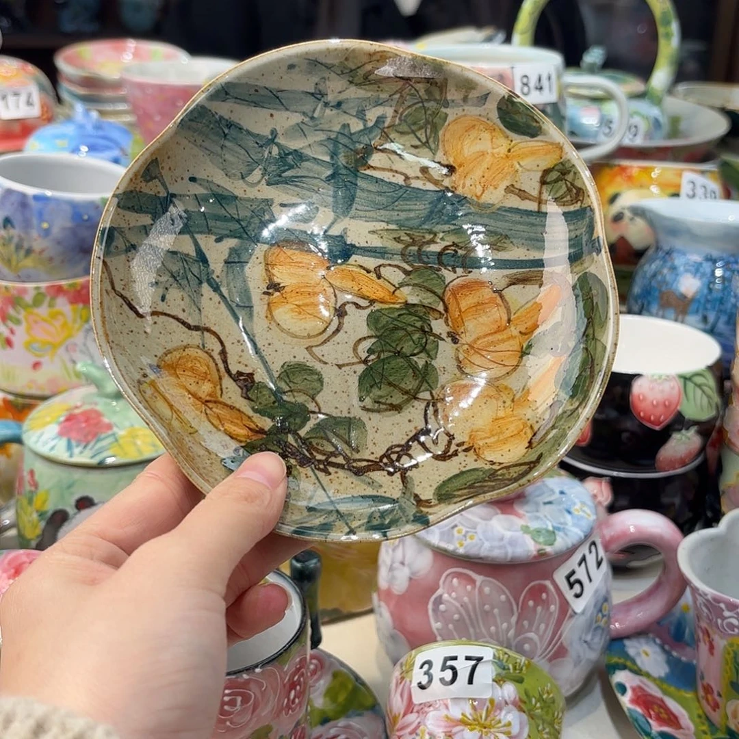 瓷片兔兔好可爱呀打