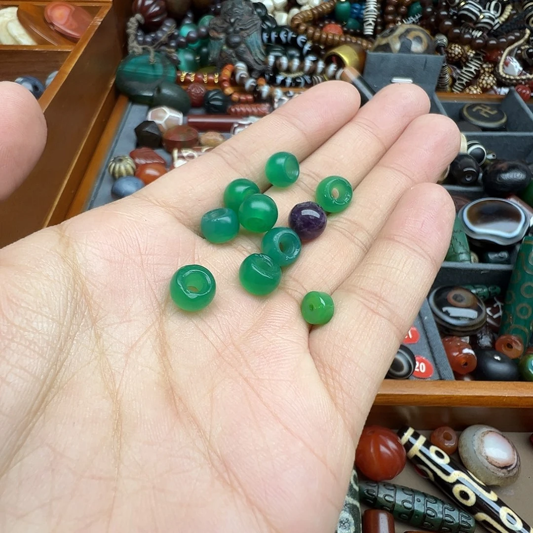 正***2玛瑙/玉髓未镶嵌珠宝半成品
