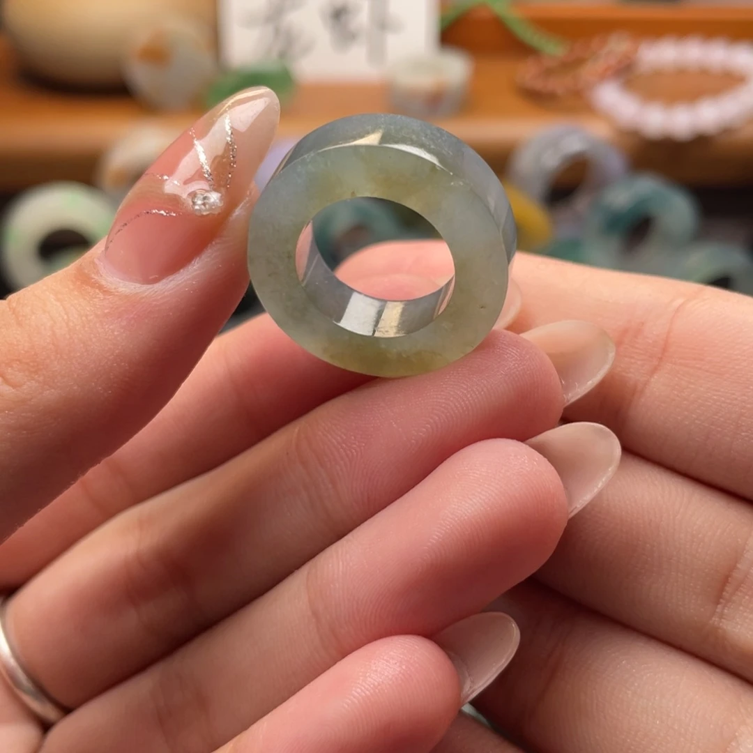 未镶嵌定制翡翠胶