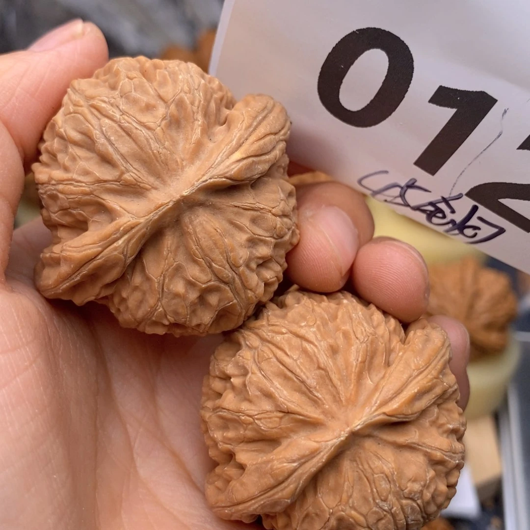 文玩核桃把件012号45全品宫灯