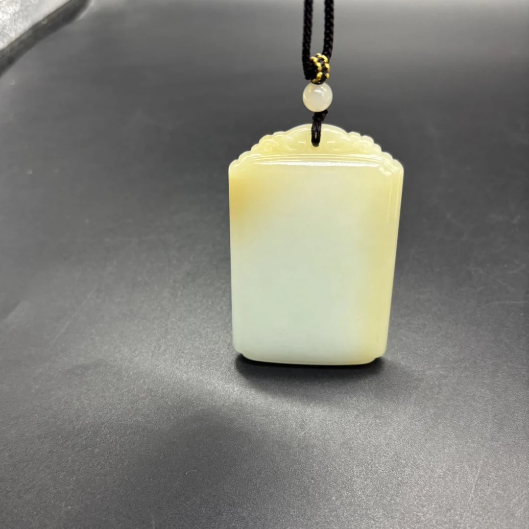 吊坠(赠链)未镶嵌金山和田玉平安无事牌挂件