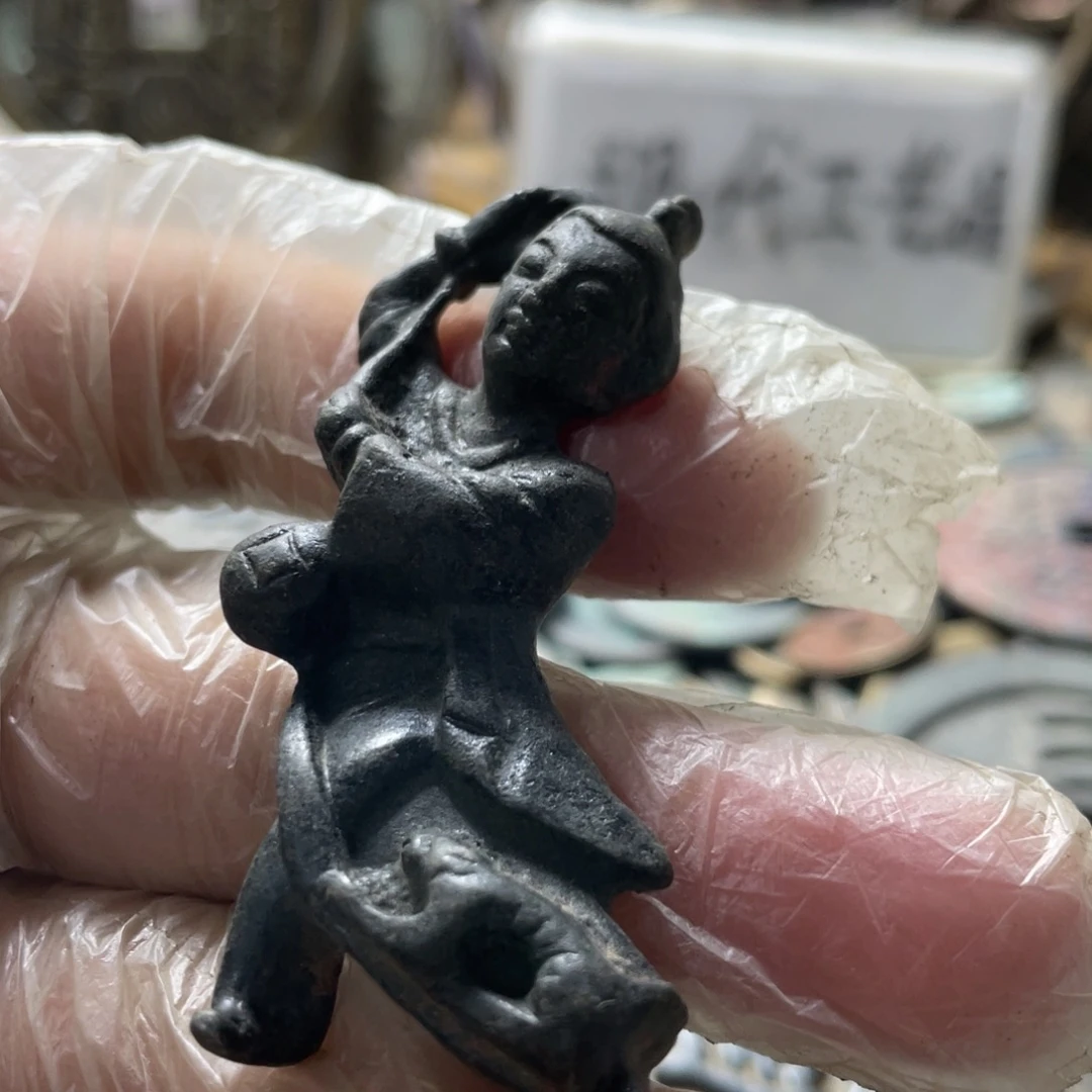 铜现代工艺品学习币