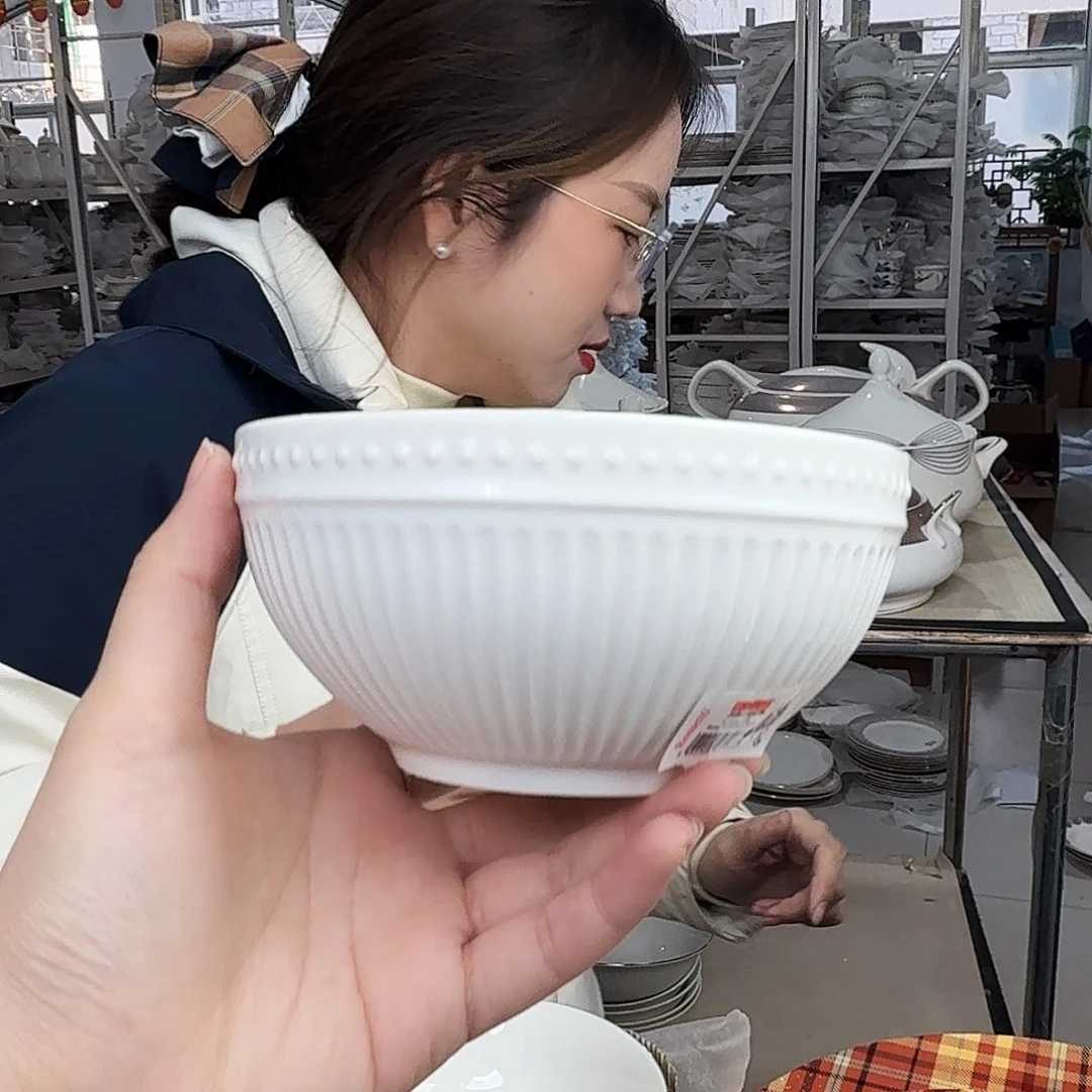 骨瓷5.5英寸饭碗14cm6个瑕疵品不忒不还 39米包邮