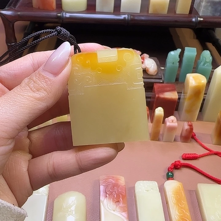 籽***u寿山石印石福建寿山石