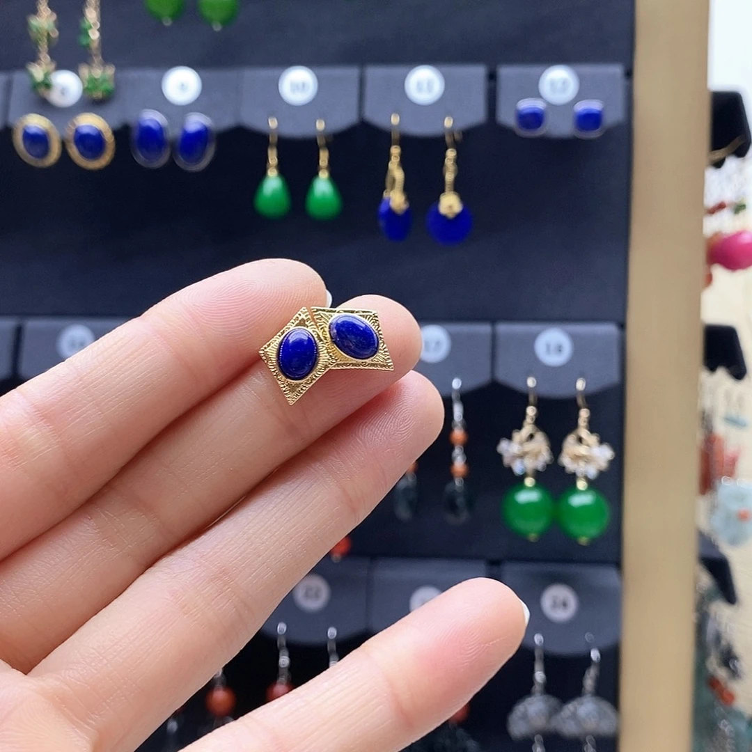 青金石未镶嵌耳钉