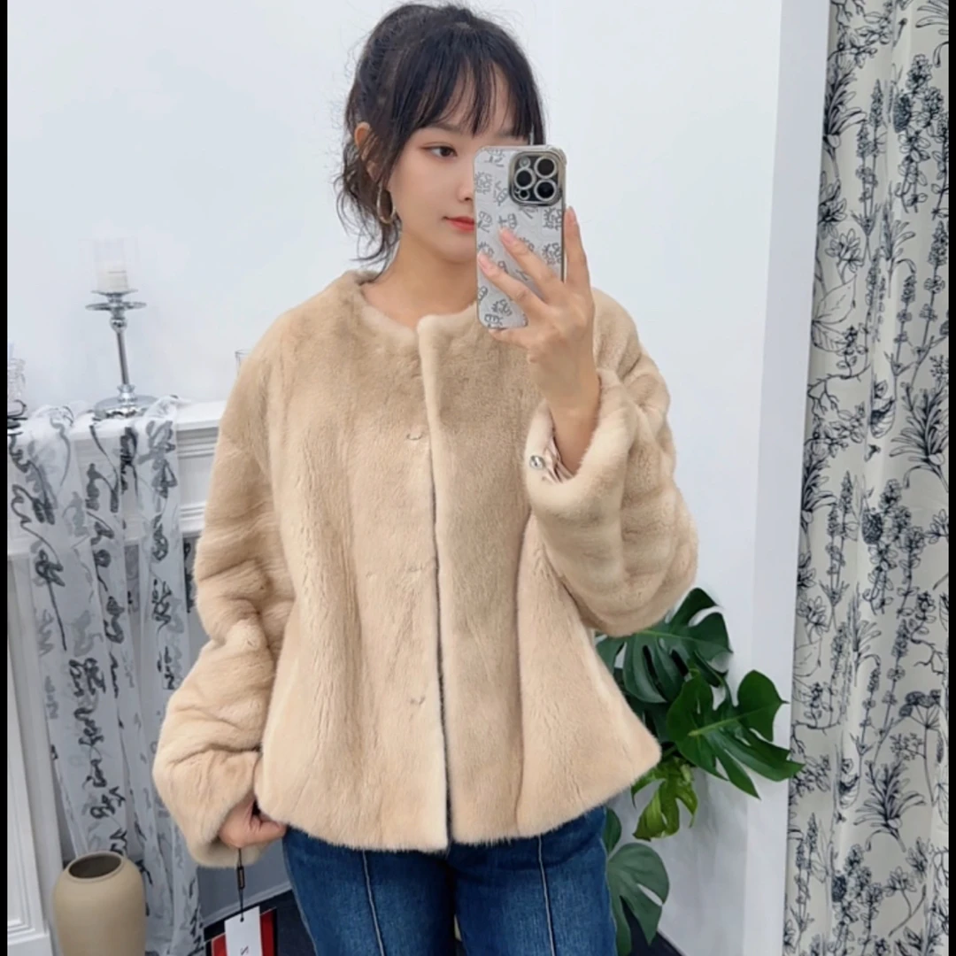 ZQGJ紫裘国际貂皮大衣女装新款圆领斜分刀袖休闲百搭短款外套