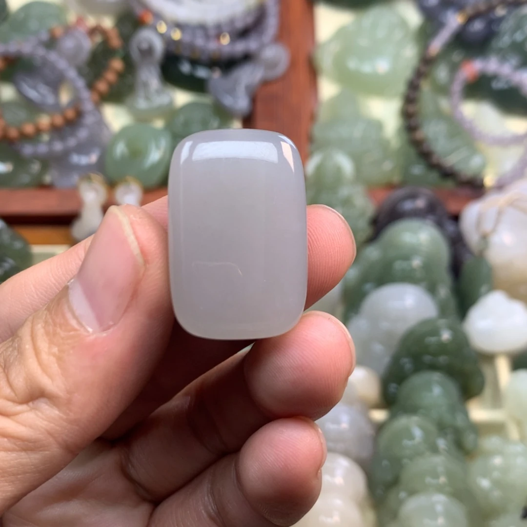 【闪购商品】颈饰未镶嵌和田玉