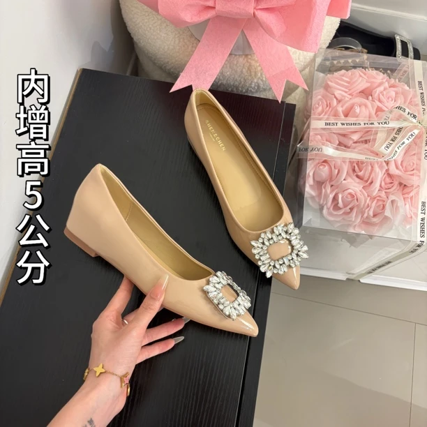方扣内增高5公分～女鞋水钻尖头浅口单鞋新款法式百搭不累脚高跟鞋