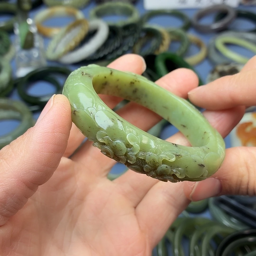 和田玉（糖玉）未镶嵌手镯006，圈口55.2mm凤凰牡丹镯