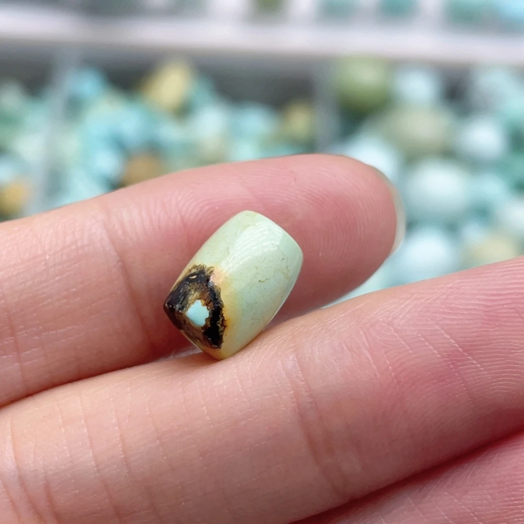 未镶嵌南红玛瑙珠宝奇石