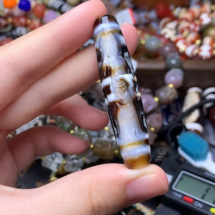 未镶嵌发一条玛瑙/玉髓