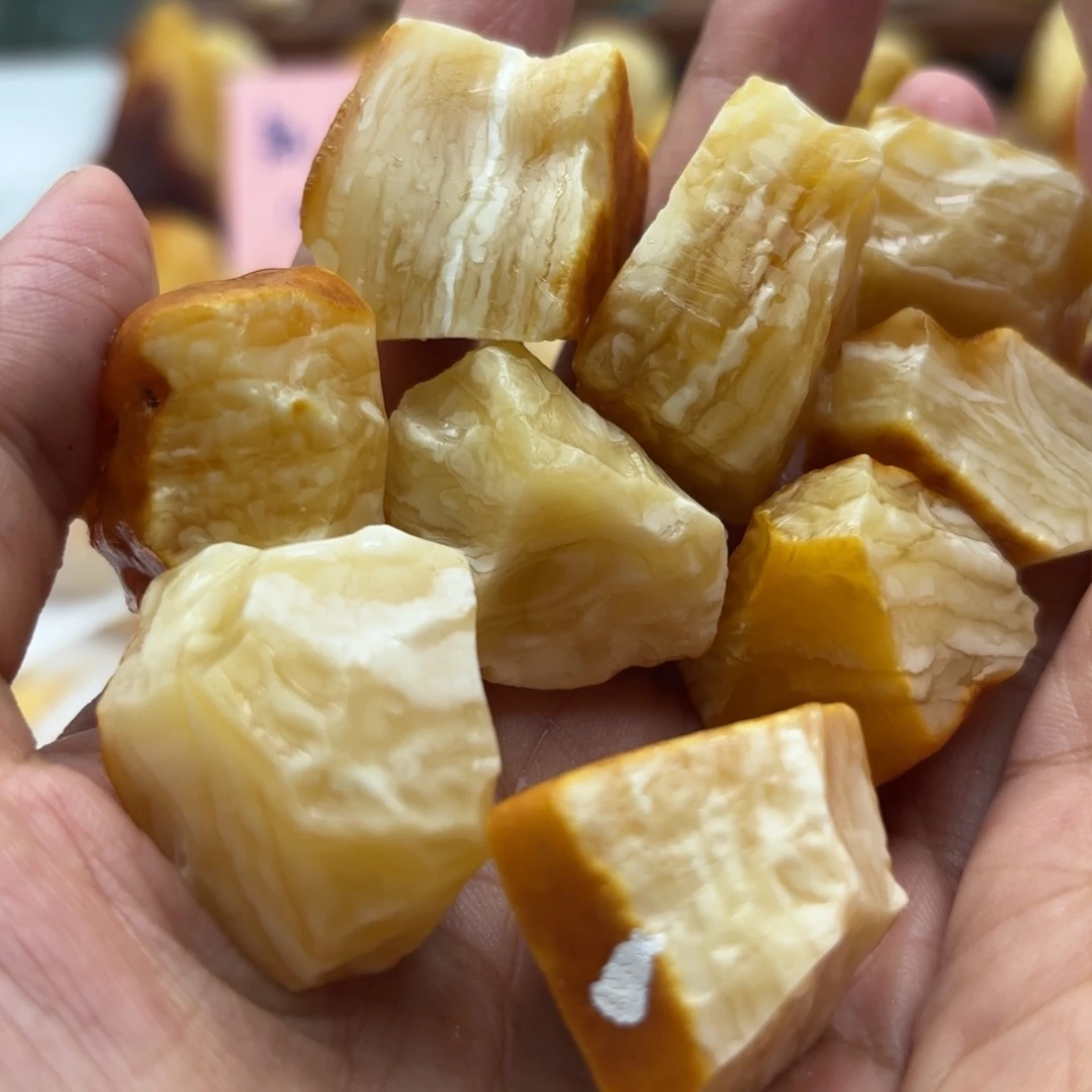 定制琥珀未镶嵌琥珀