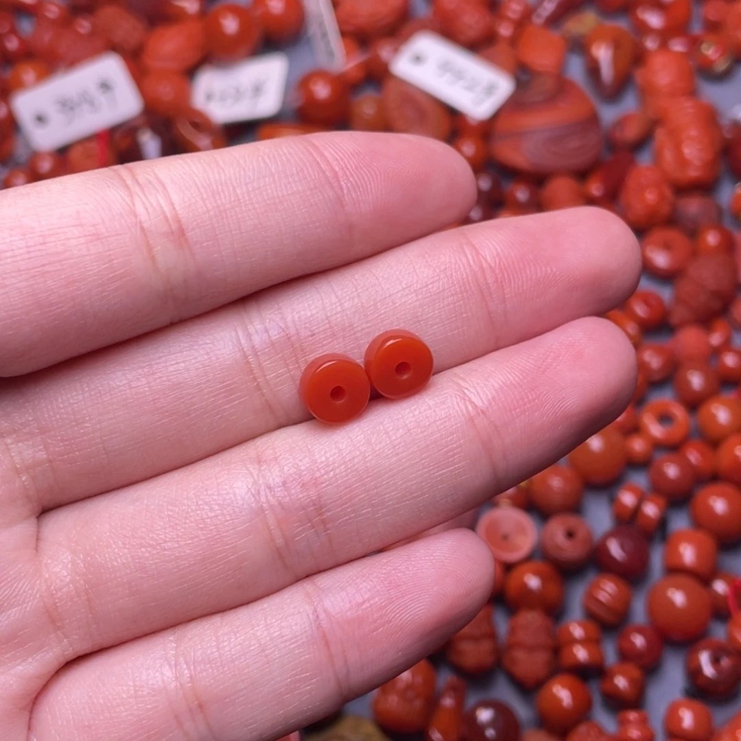 南红玛瑙配饰7*3未镶嵌爷*回