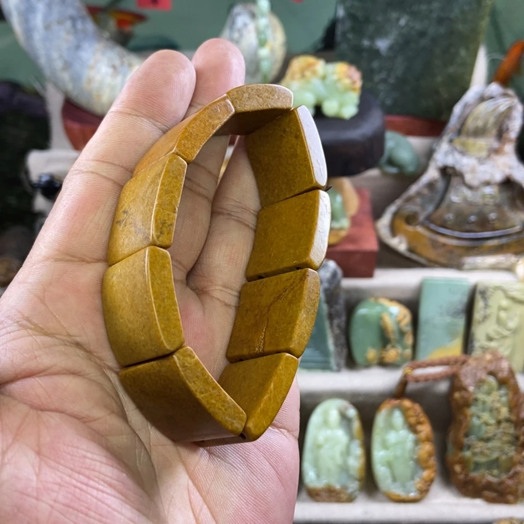 岫岩河磨玉（透闪石质玉）手串未镶嵌老*