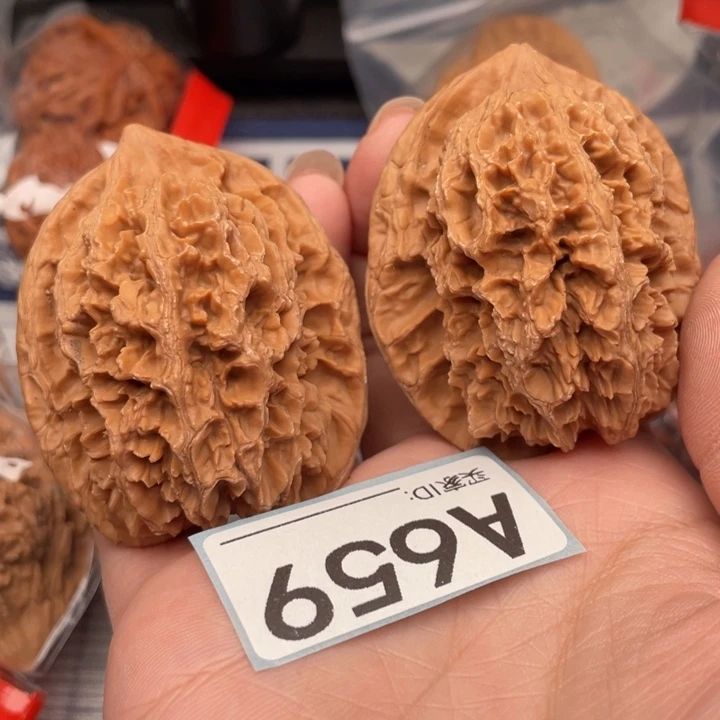 文玩核桃把件核桃
