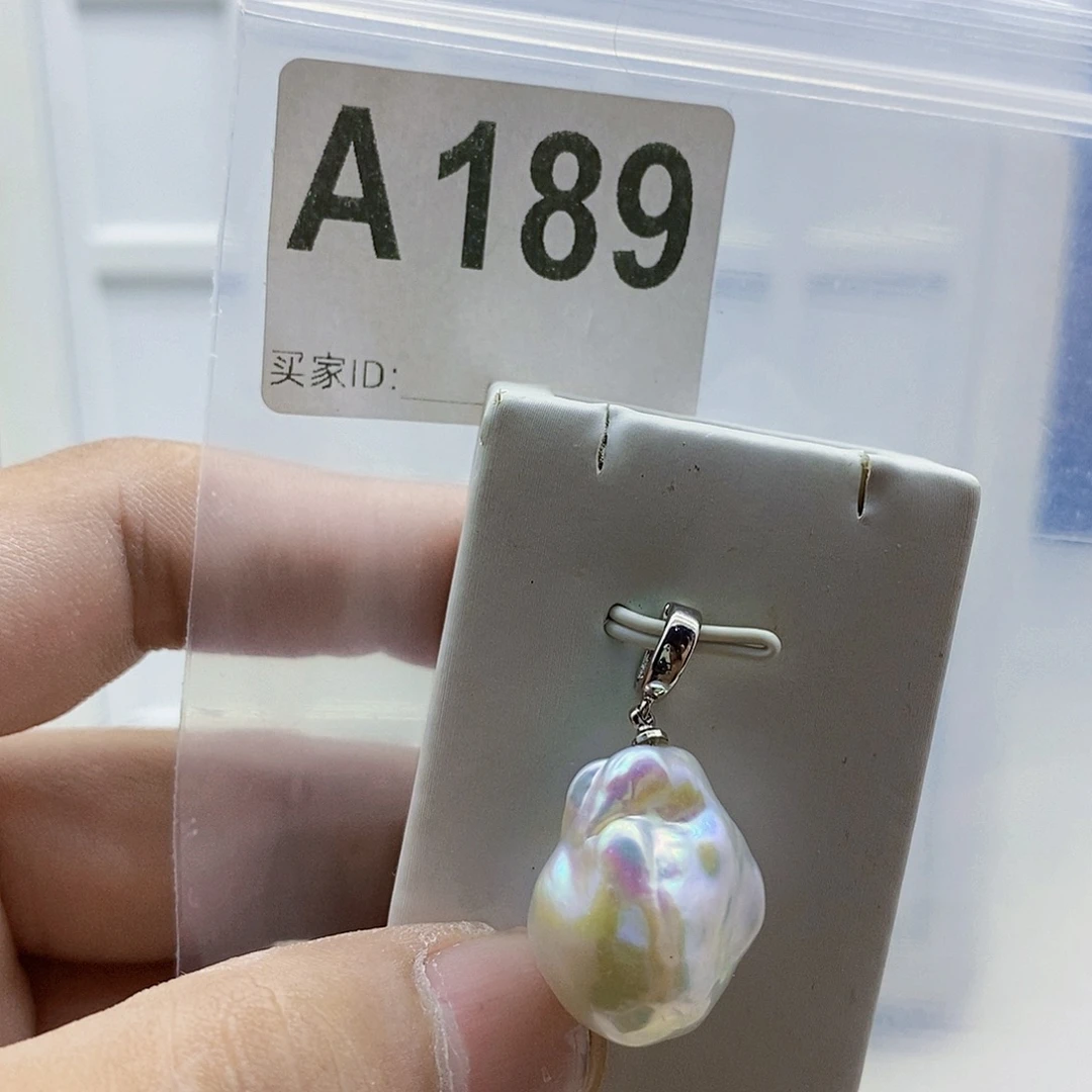 淡水珍珠合金颈饰