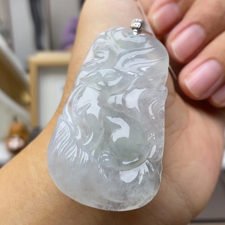 【闪购商品】颈饰18K金镶嵌翡翠51