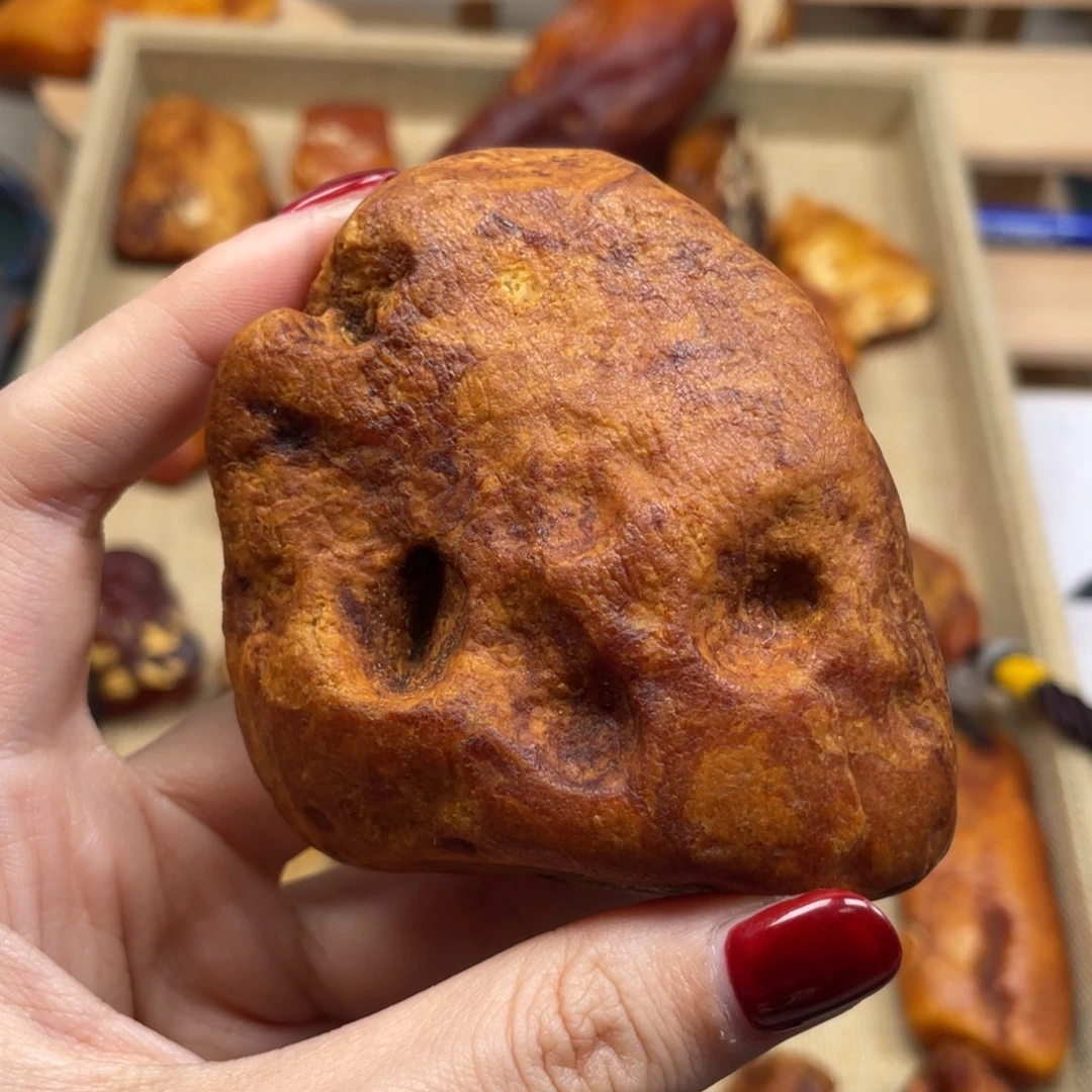 琥珀未镶嵌珠宝奇石