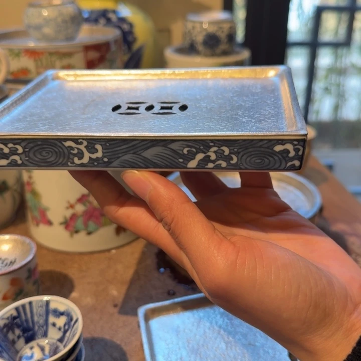 浮***歇壶承天的作品是由一个