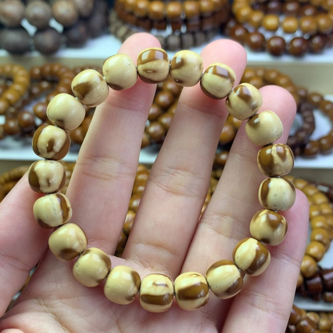 【闪购商品】手串紫金鼠10*9半实心花皮老型