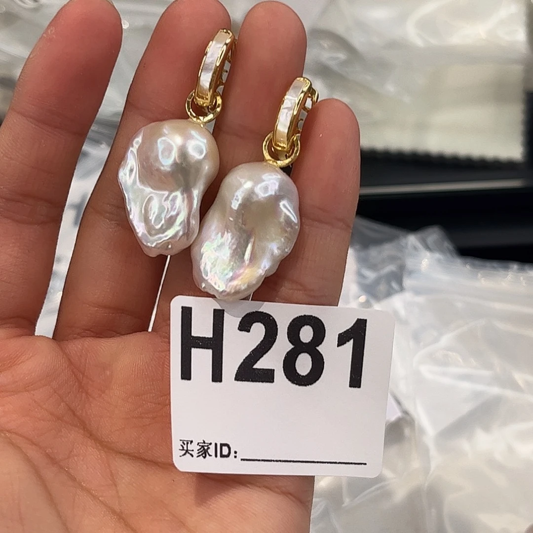 合金耳饰淡水珍珠