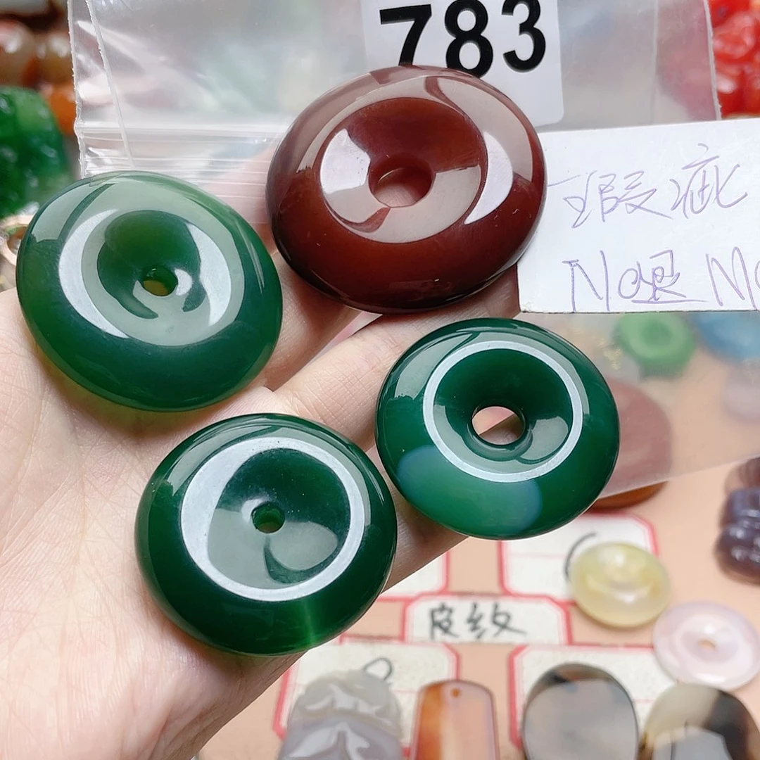 合金颈饰玛瑙/玉髓珍