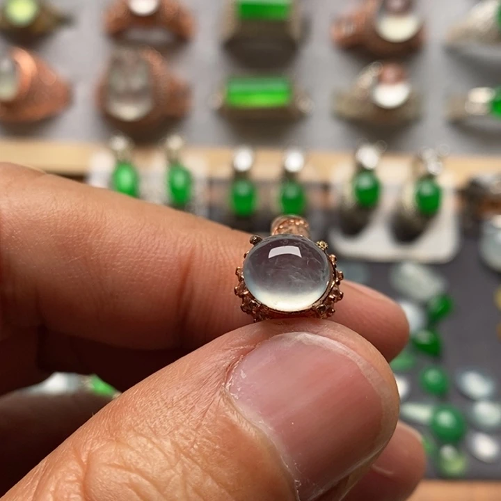 翡翠裸石冰种戒面微棉8.7×7.7×4.8