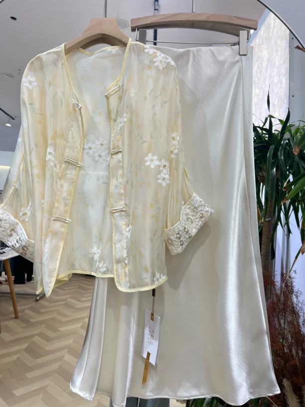 新中式国风女性夏季防晒对襟薄外套时尚刺绣开衫上衣中国风印花