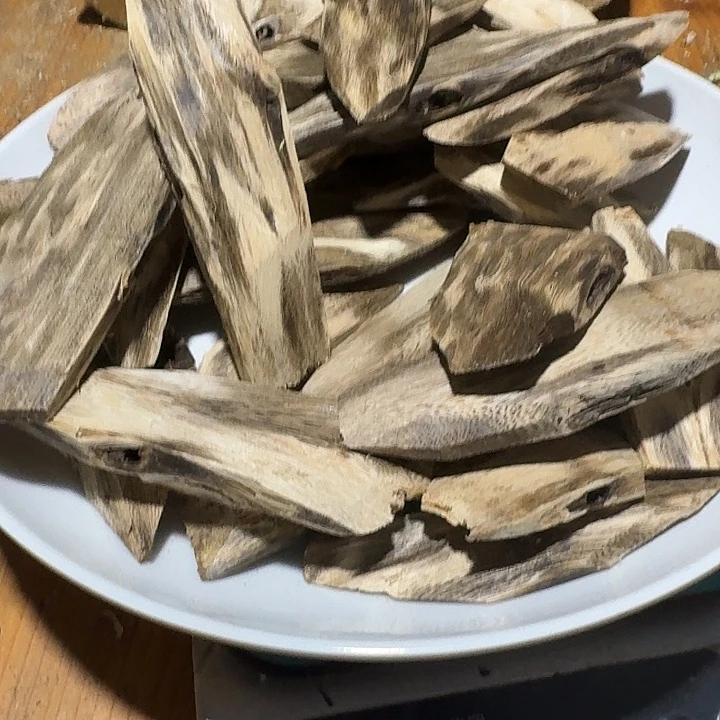 石英石纯铜棋楠乌身圆叶颗粒544克