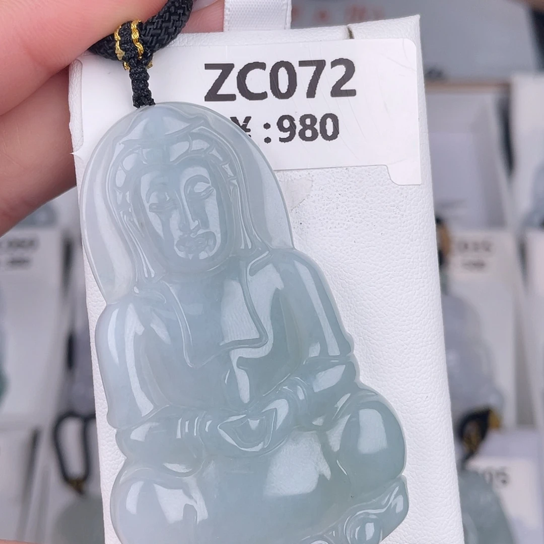 翡翠未镶嵌颈饰zc072