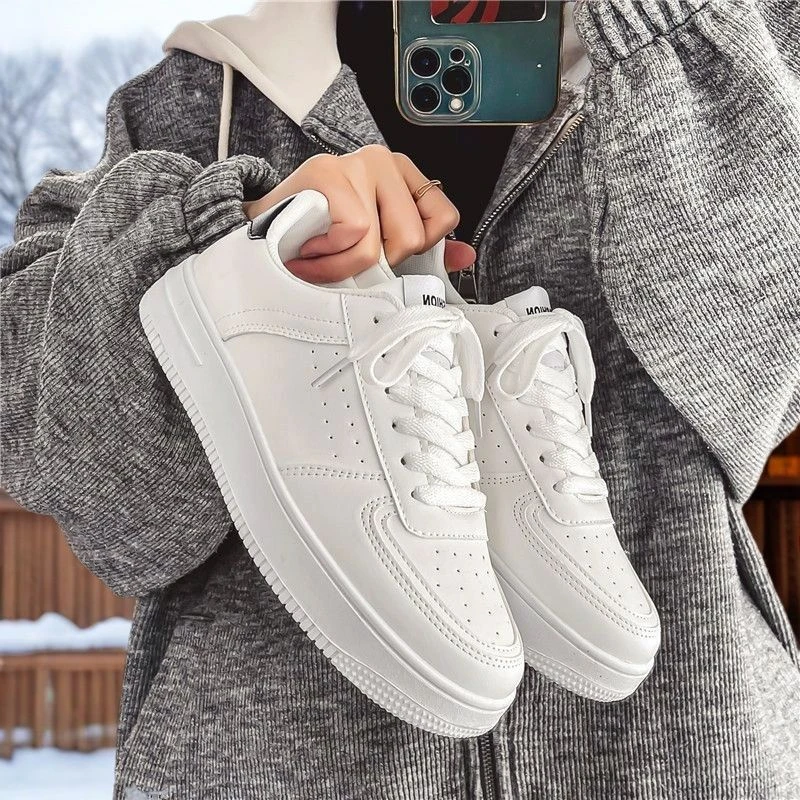 【品牌断码】小白鞋男夏季透气潮流休闲百搭男鞋运动板鞋学生潮鞋