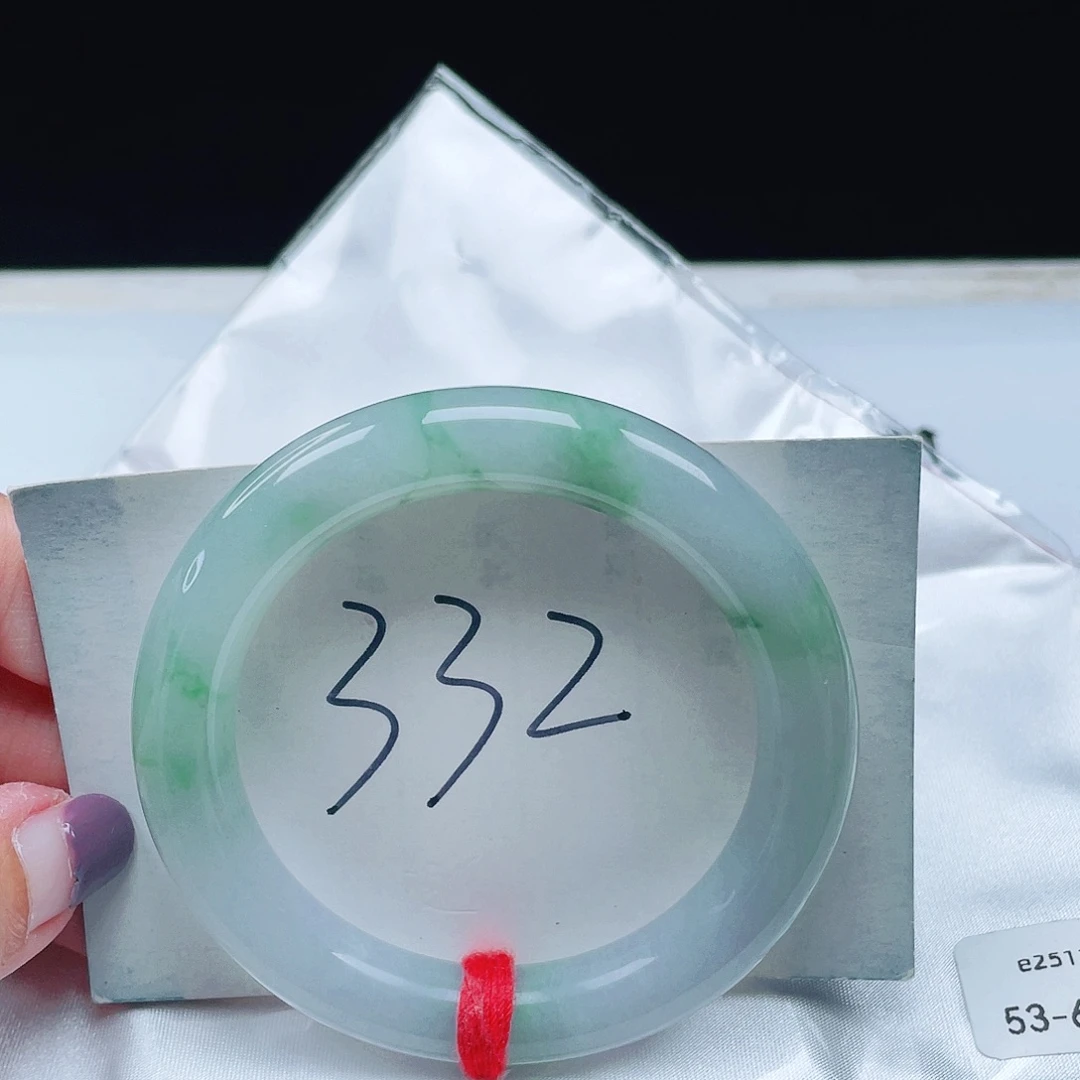 翡翠未镶嵌手镯（圆镯）缅甸翡翠53