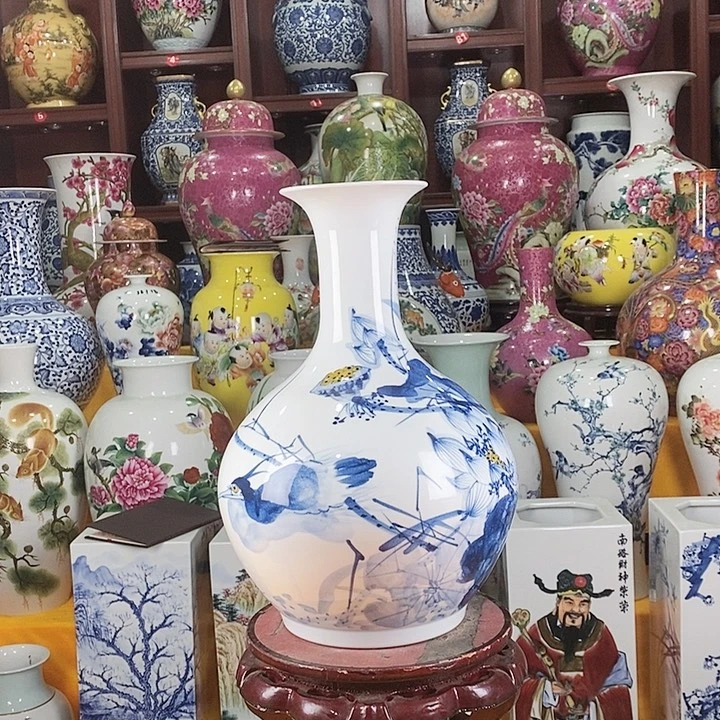 摆件景德镇陶瓷青花赏瓶