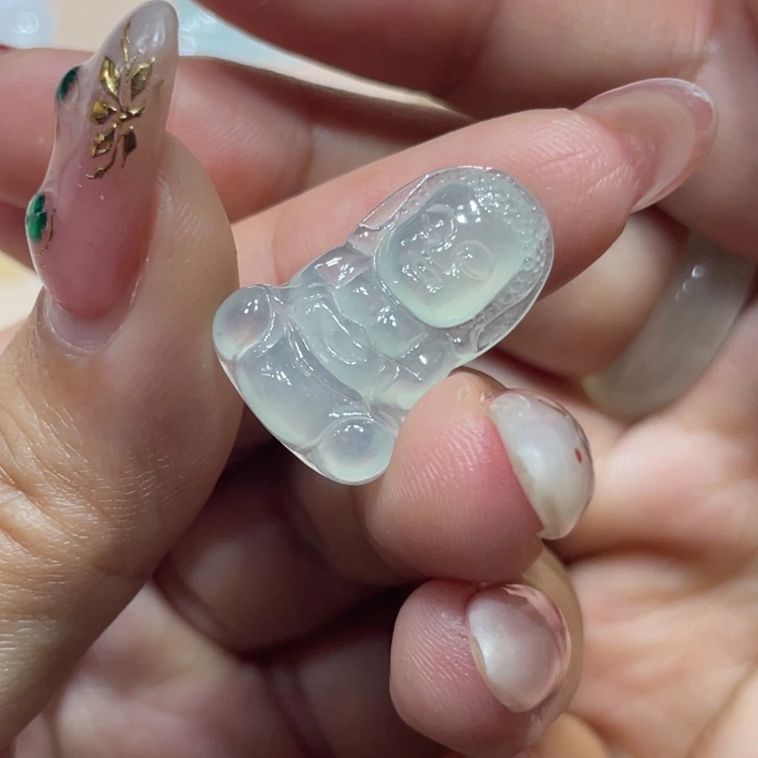 翡翠未镶嵌颈饰宝宝佛