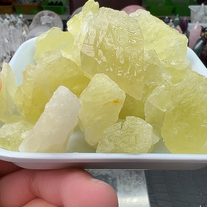 水晶未镶嵌珠宝半成品390