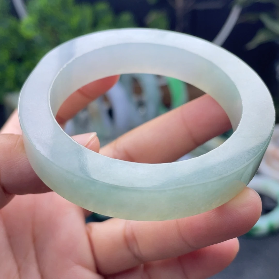 定制翡翠不退不换未镶嵌