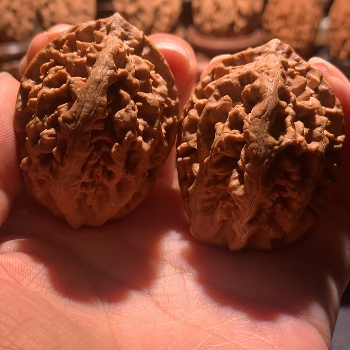 吊坠文玩核桃楸玥核136