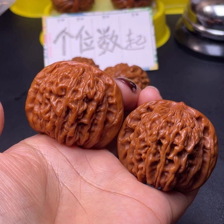 用***9吊坠桃核四座楼福利