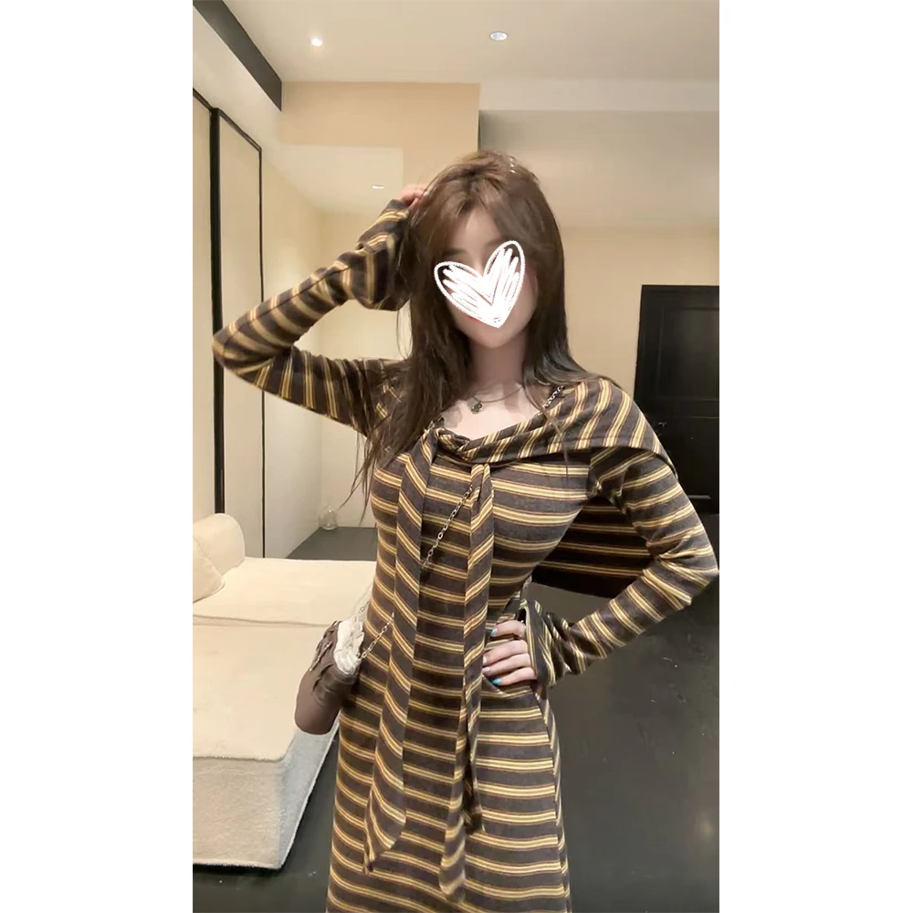 条纹连衣裙极简风秋季长裙INS风收腰修身显瘦中长款复古裙子