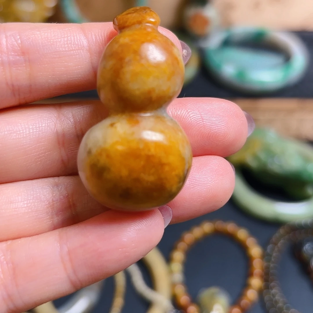 翡翠未镶嵌颈饰水*专拍