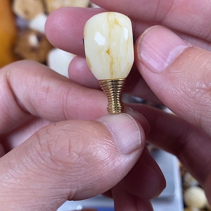 琥珀未镶嵌珠宝奇石我