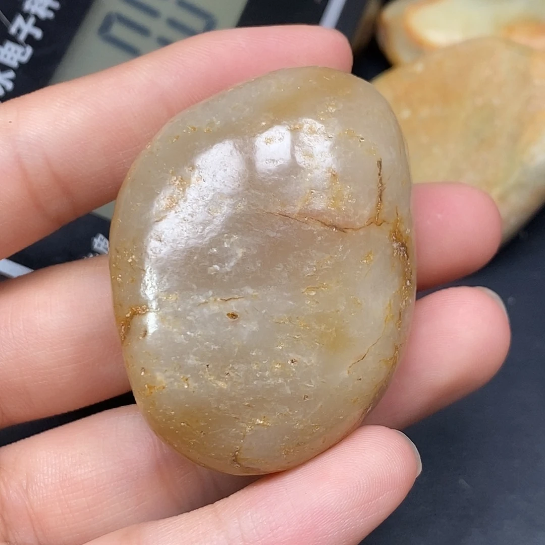 和田玉（糖玉）未镶嵌挂件