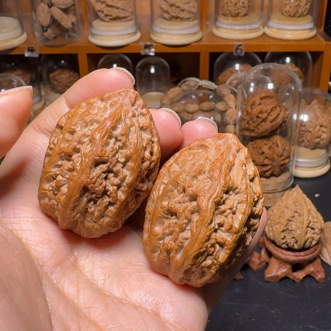 文玩核桃把件一****東南疆石